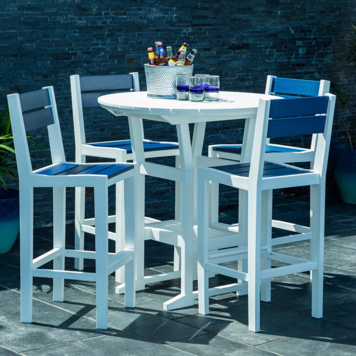 Coastline Cafe 40 Round Bar (329)