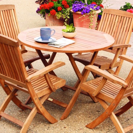 Cambridge 40″ Folding Table