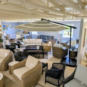 10' Cantilever+Base with Vancouver Coast Canopy